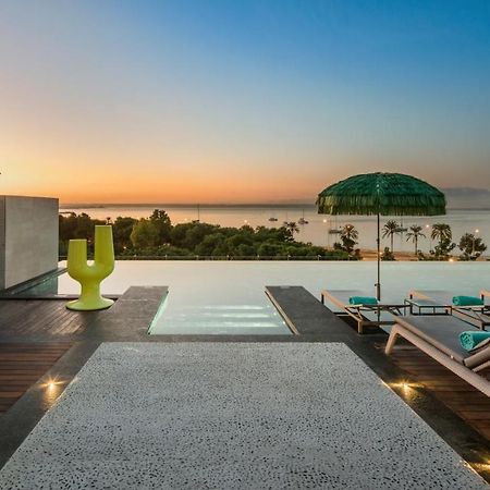 ホテル エリョレンク パルク デ ラ マル パルマ・デ・マリョルカ エクステリア 写真 The hotel's rooftop pool