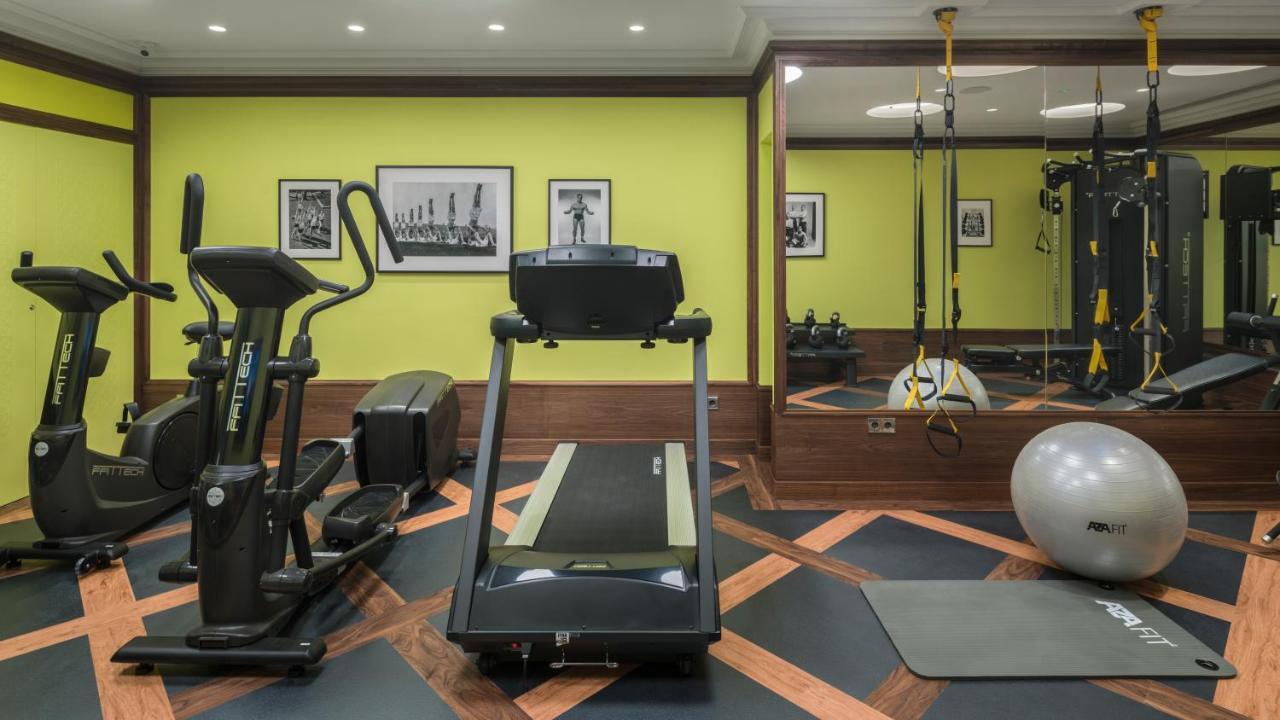 ホテル エリョレンク パルク デ ラ マル パルマ・デ・マリョルカ エクステリア 写真 The gym at The Ivy Collection